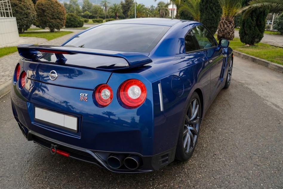 Nissan GT-R