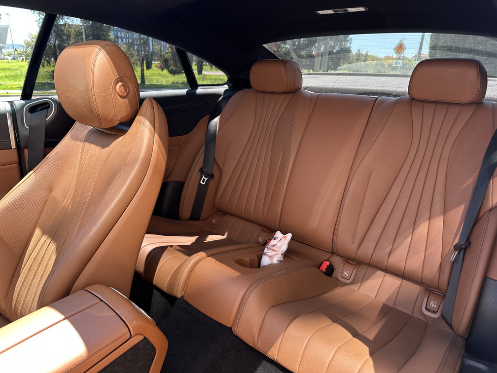 Mercedes-Benz E200 4MATIC